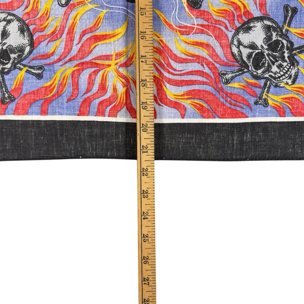 Vintage 1990s Skull & Cross Bones Flame All Over Print Biker USA Bandana - Picture 9 of 9